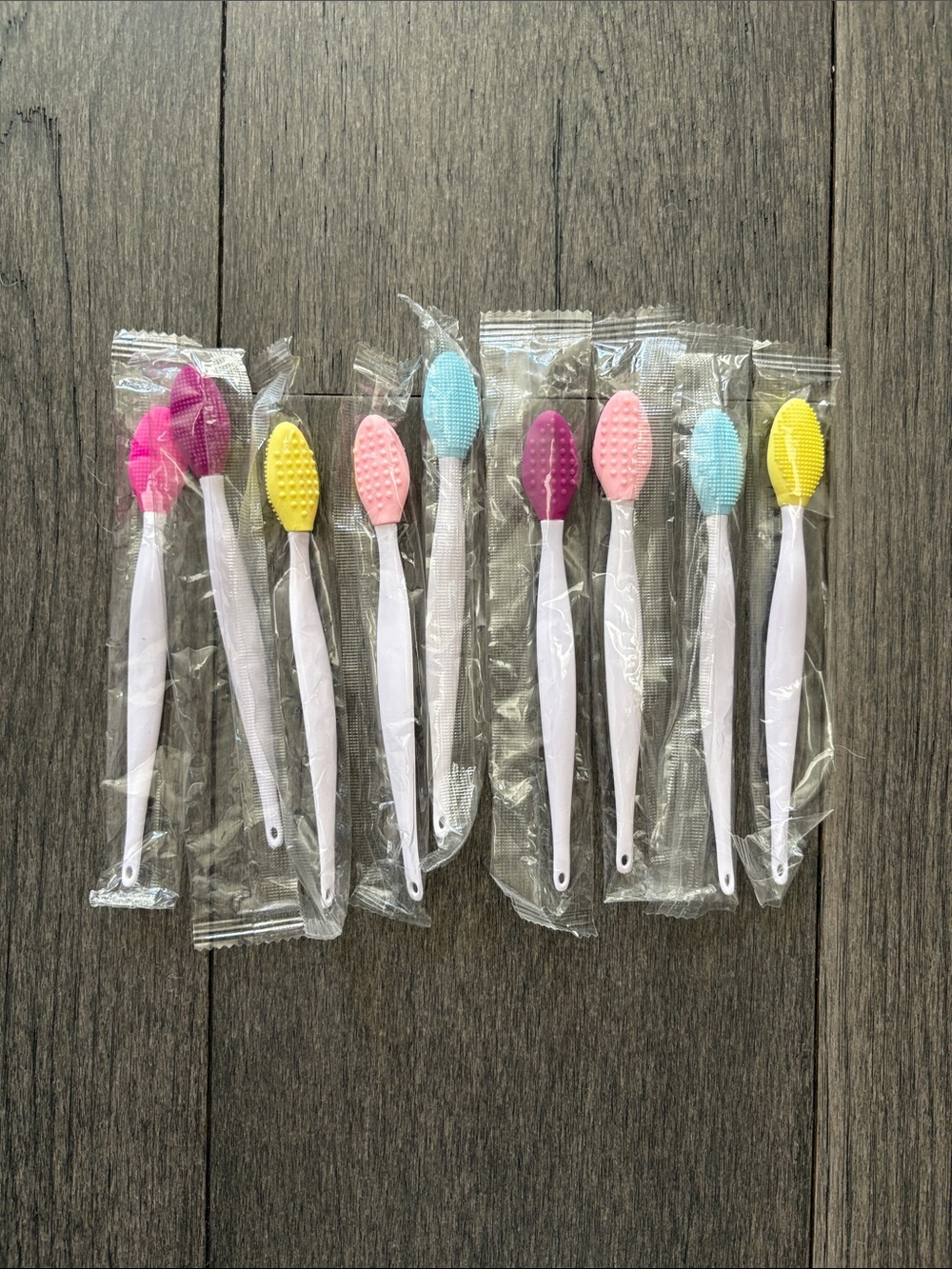 Lip Scrub Applicators Pack of 9